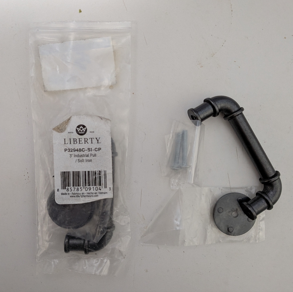 Liberty Matte Black Industrial Pipe Handle